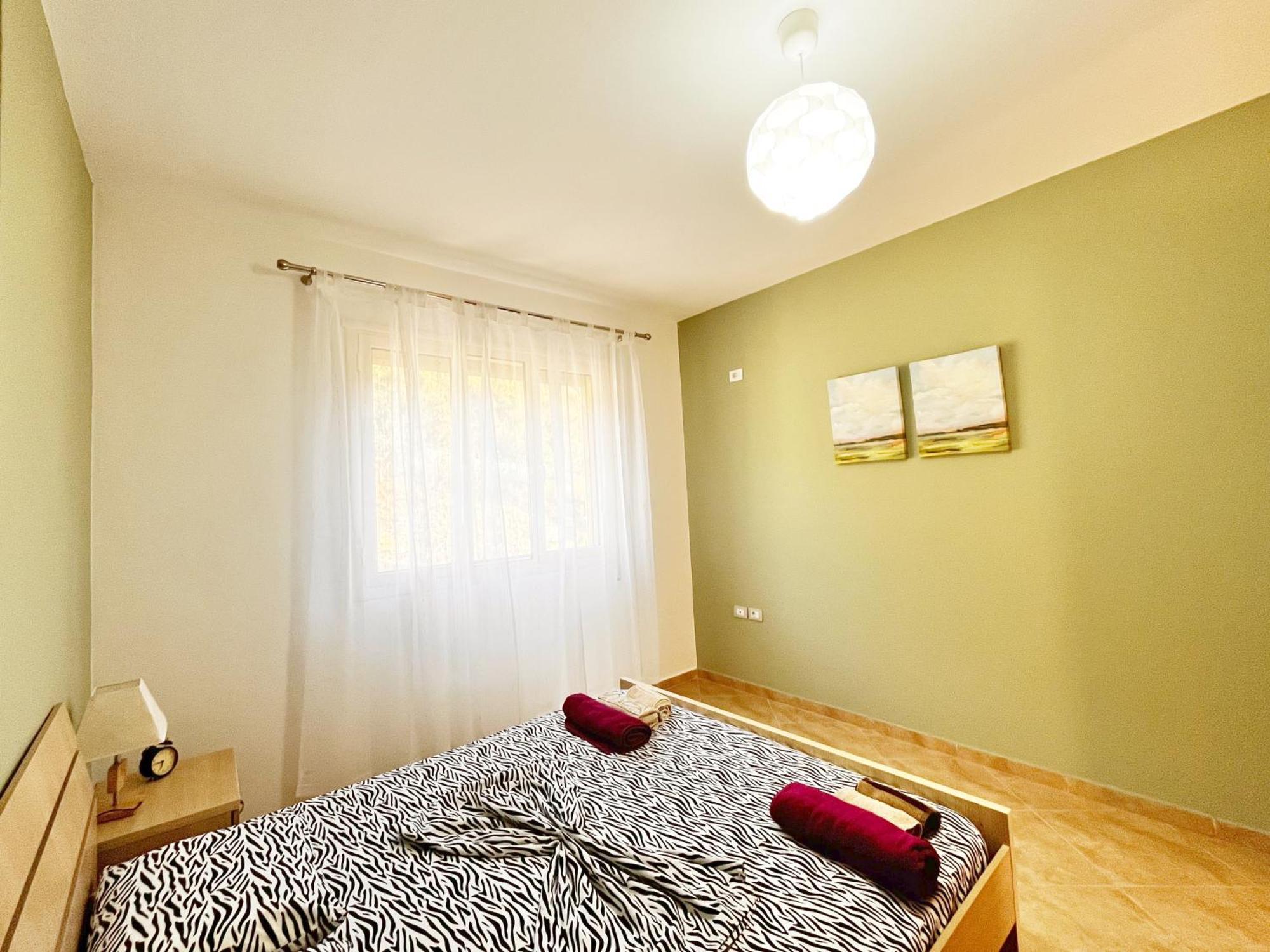 The Perfect Seaview Escape * Wlora