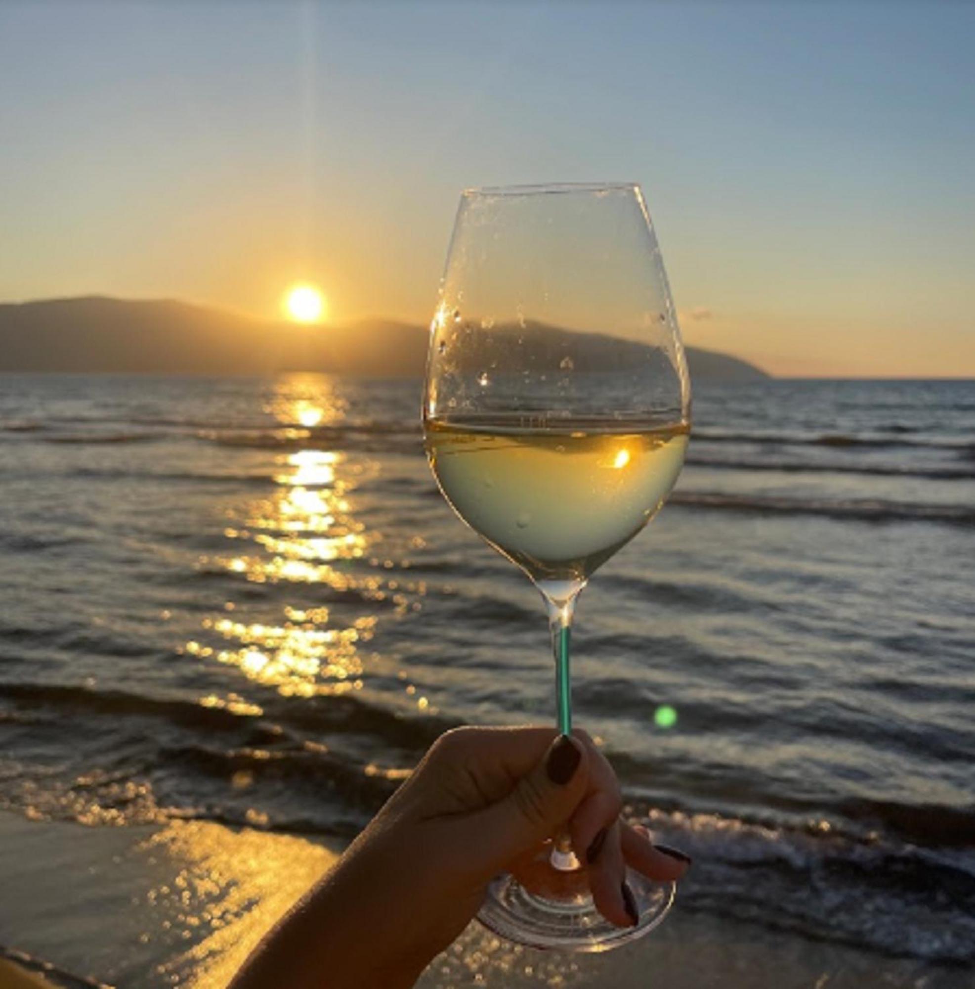 The Perfect Seaview Escape Apartament Wlora