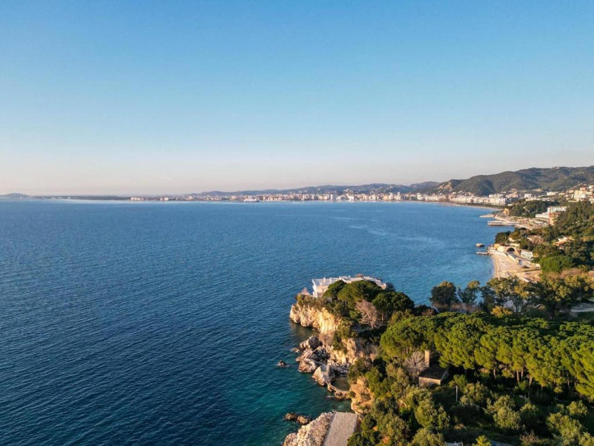 The Perfect Seaview Escape *